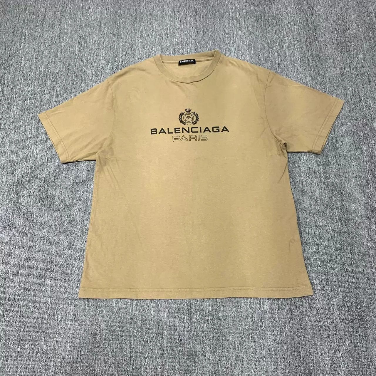 Balenciaga Balenciaga Khaki WheatCrown S/S Tee S 95New Size US S / EU 44-46 / 1 - 1 Thumbnail