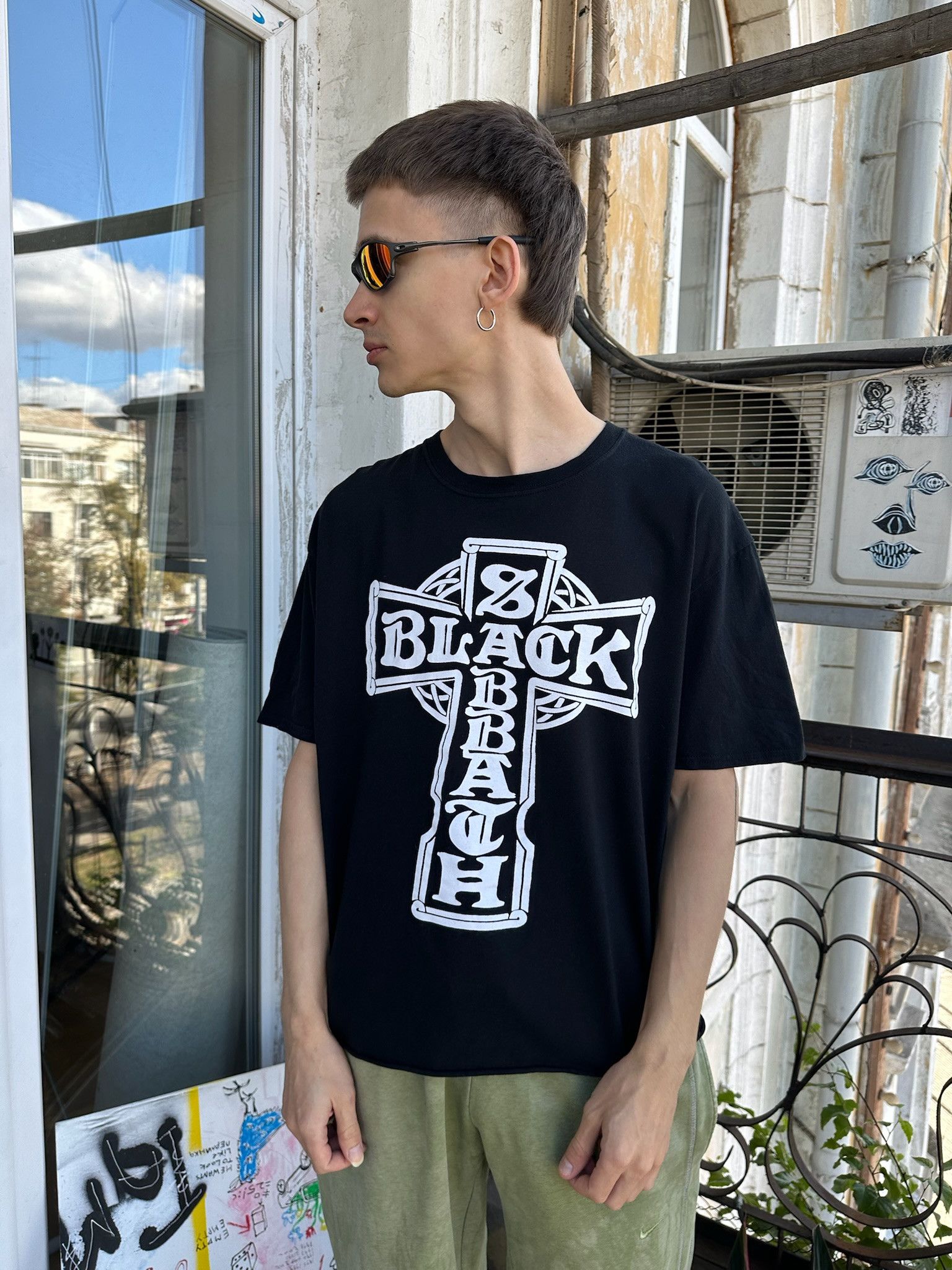 Ozzy Osbourne Vintage Y2K Black Sabath Sun Faded Tee boxy fit Size US M / EU 48-50 / 2 - 3 Thumbnail