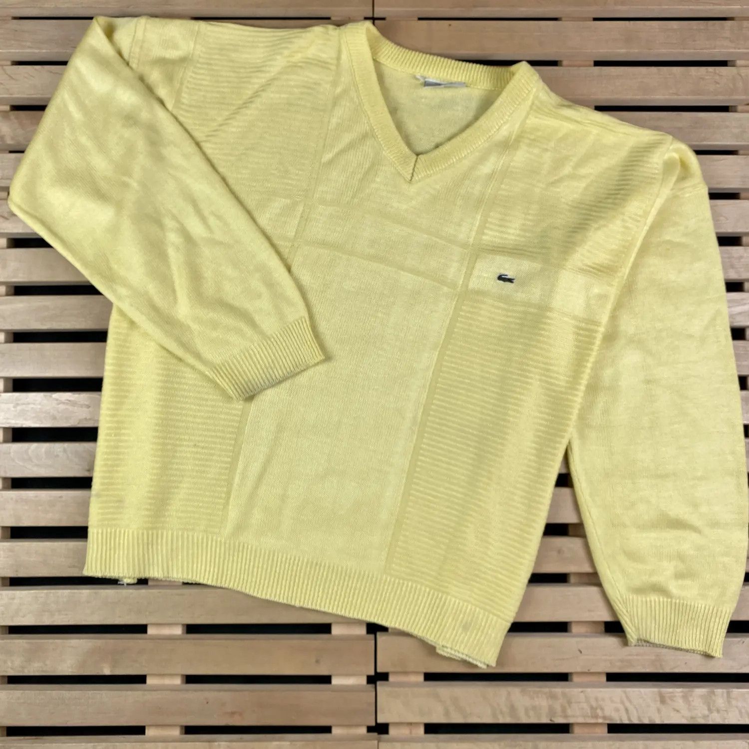 Lacoste Mens Sweater Chemise Lacoste Vintage Size XXL 2XL V Neck Size US XXL / EU 58 / 5 - 1 Thumbnail