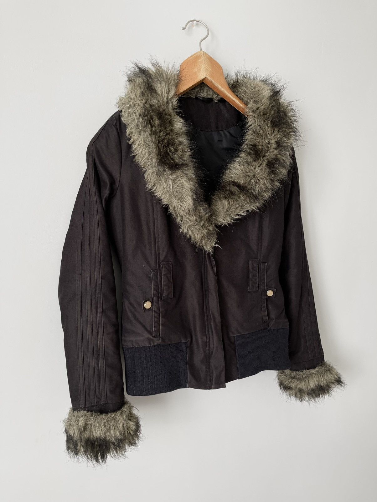 Adidas ADIDAS RESPECT ME MISSY ELLIOT FUR MOHAIR Y2K STRIPE JACKET Size S / US 4 / IT 40 - 2 Thumbnail