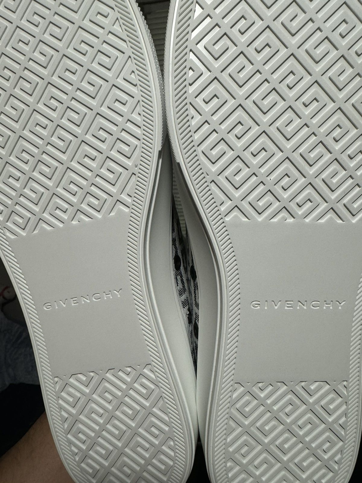 Givenchy Givenchy Men's City Allover Logo Canvas Low-Top Sneakers Size US 11 / EU 44 - 14 Thumbnail