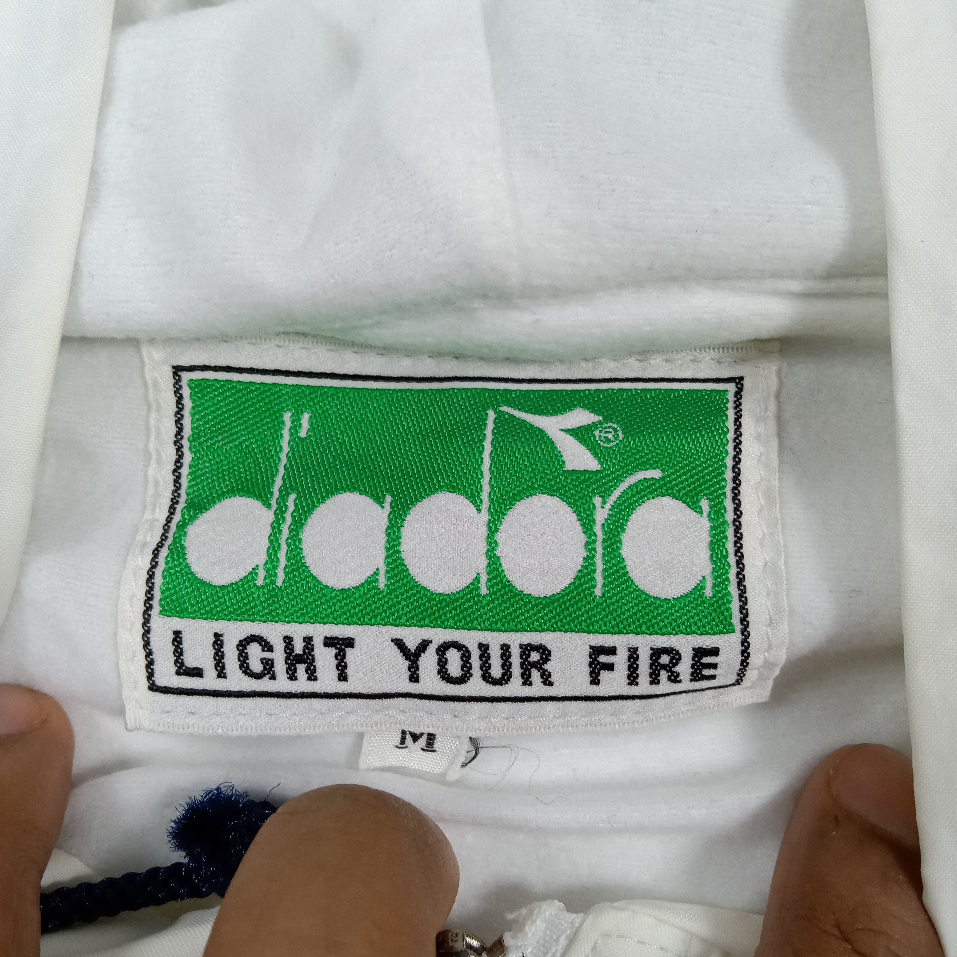 Diadora 90's Diadora Retro Windbreaker Anorak Jacket C287N27 Size US L / EU 52-54 / 3 - 3 Thumbnail