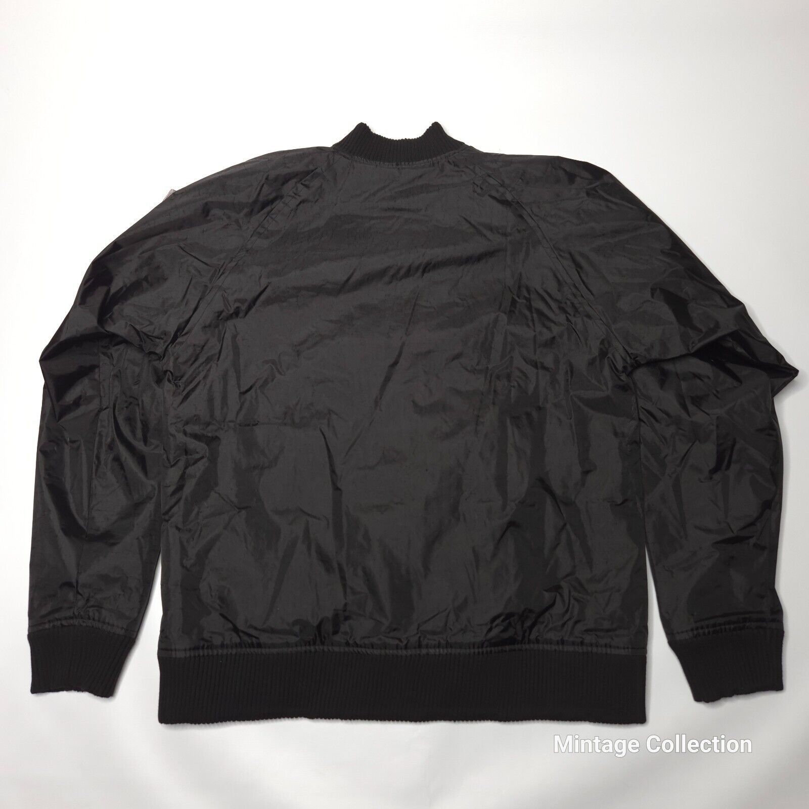 Other DISCORD 10 MILLION USERS MEMBERS JAPANESE BOMBER JACKET M Size US M / EU 48-50 / 2 - 9 Thumbnail