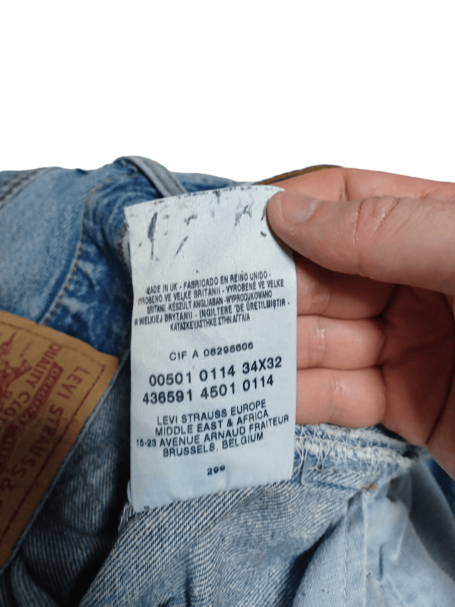 Levi's Vintage Clothing DIRTY DISTRESSED 90S MADE IN UK LEVIS 501 W34 L32 JEANS Size US 34 / EU 50 - 9 Thumbnail