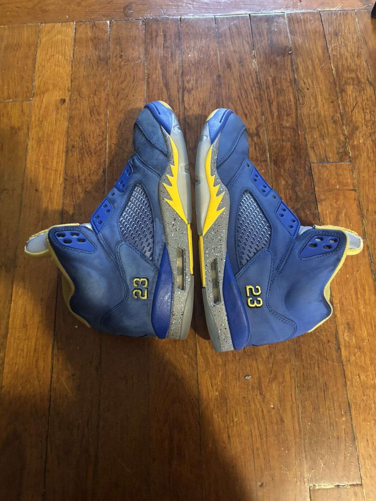 Jordan Brand Nike Air Jordan 5 Retro JSP "Laney Varsity Royal" sneaker Size US 10.5 / EU 43-44 - 1 Thumbnail
