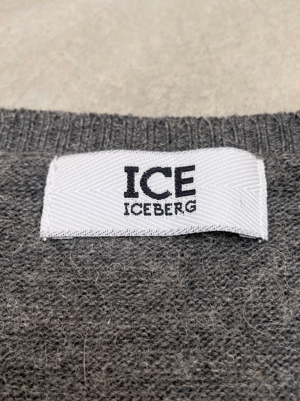 Iceberg Iceberg Mickey Mouse Alpaca Wool Knit Sweater Size S / US 4 / IT 40 - 9 Thumbnail