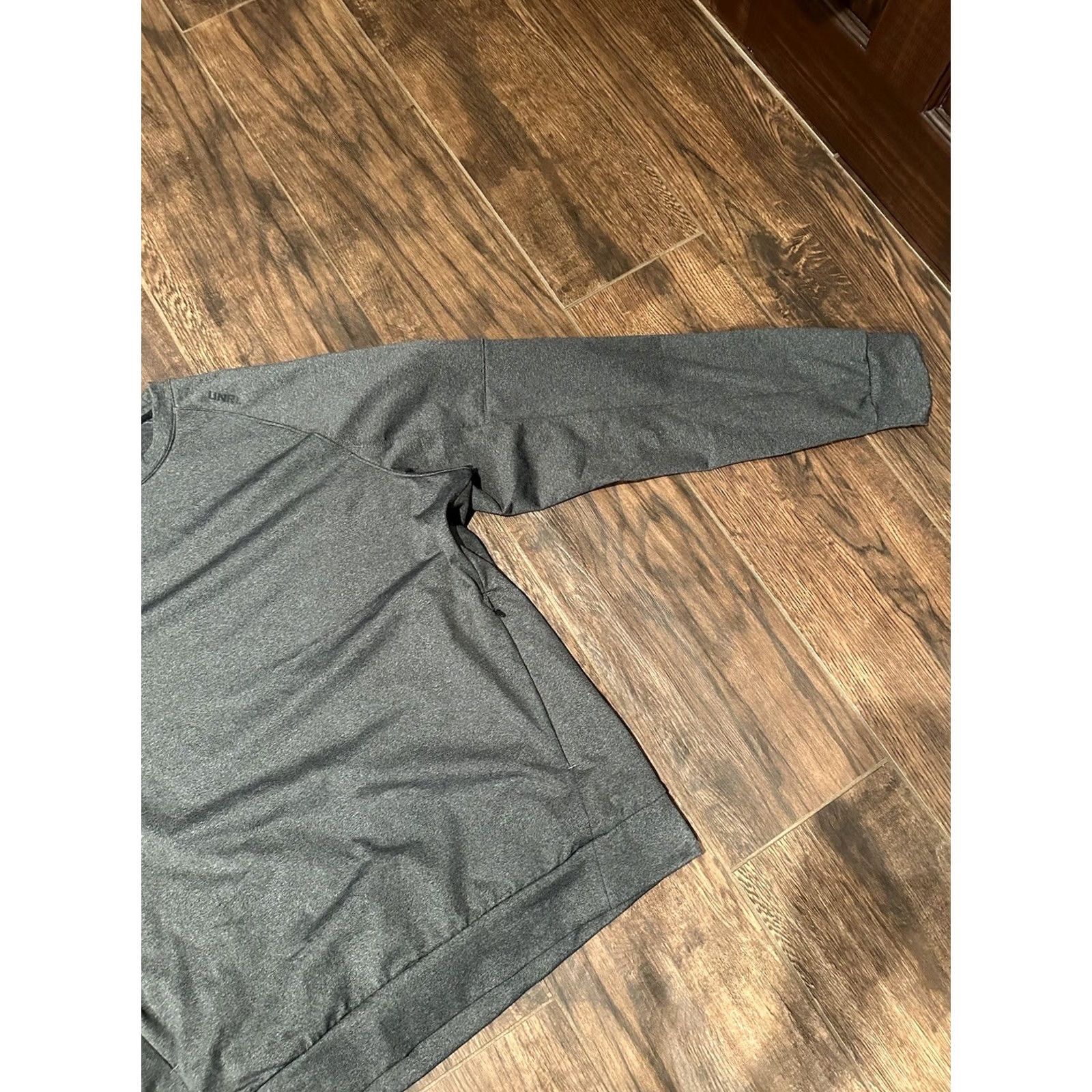 Vintage UNRL Gray Crossover Crewneck Sweatshirt XL Men Pockets Logo All Seasons NWT Size US XL / EU 56 / 4 - 2 Thumbnail