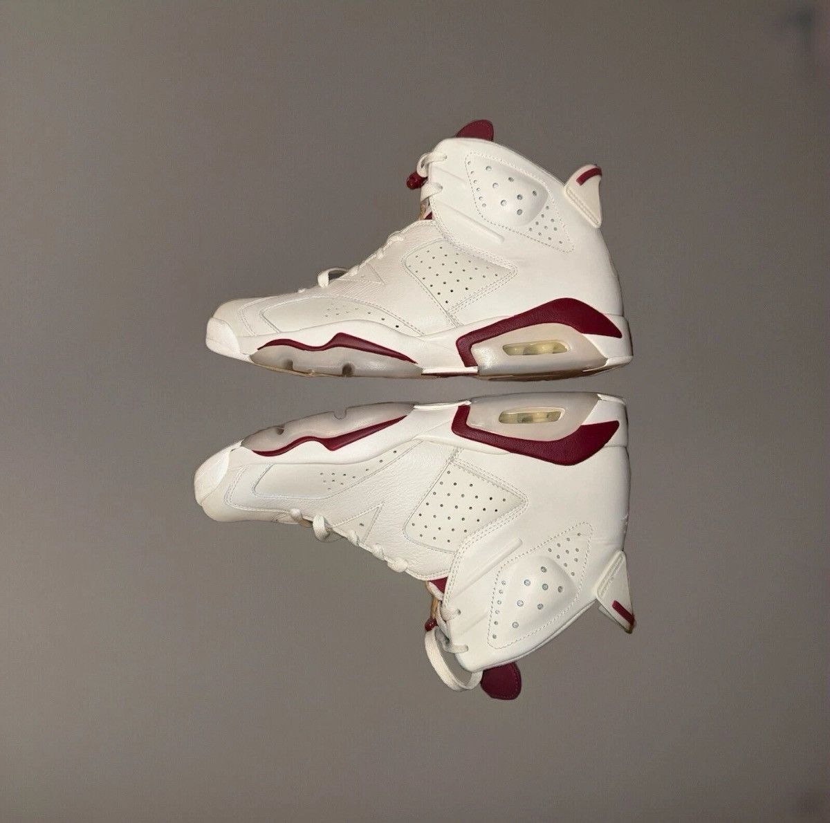 Jordan Brand Nike Air Jordan 6 Retro "Maroon" 2015 Size US 11.5 / EU 44-45 - 13 Thumbnail
