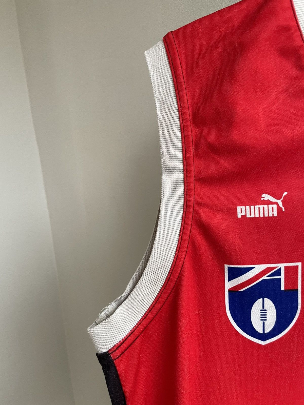 Vintage St Kilda Saints Vintage Puma Football Club AFL LRG Jersey Size US XXL / EU 58 / 5 - 13 Thumbnail