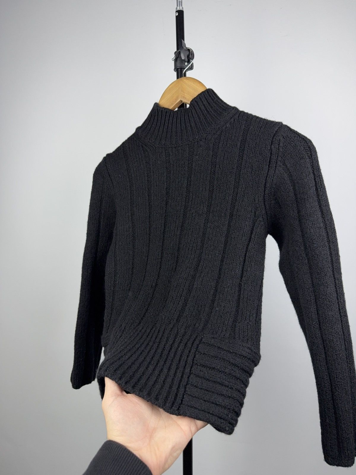 Hugo Boss Luxury HUGO Boss Black Ribbed Wool Knit Mock Neck Sweater Size XS / US 0-2 / IT 36-38 - 4 Thumbnail