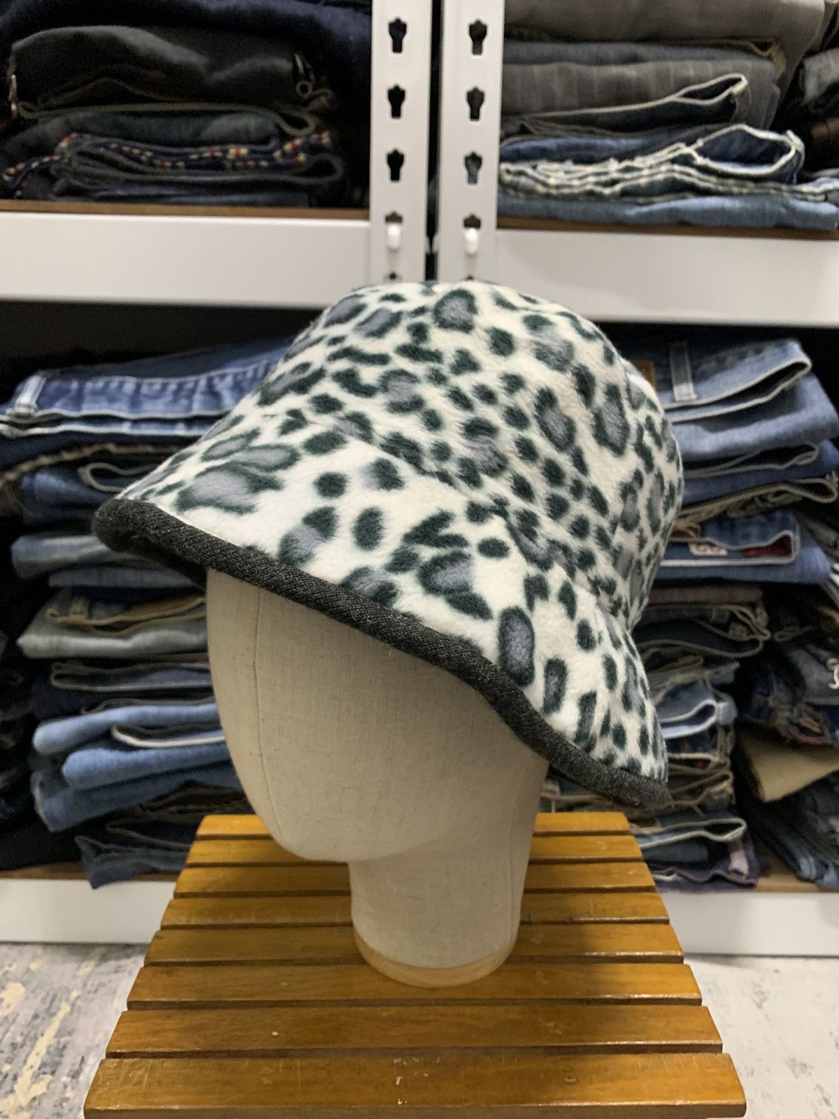 If Six Was Nine Ca4la Design Leopard Fleece Fur Polyester Hat Cap Size ONE SIZE - 1 Thumbnail