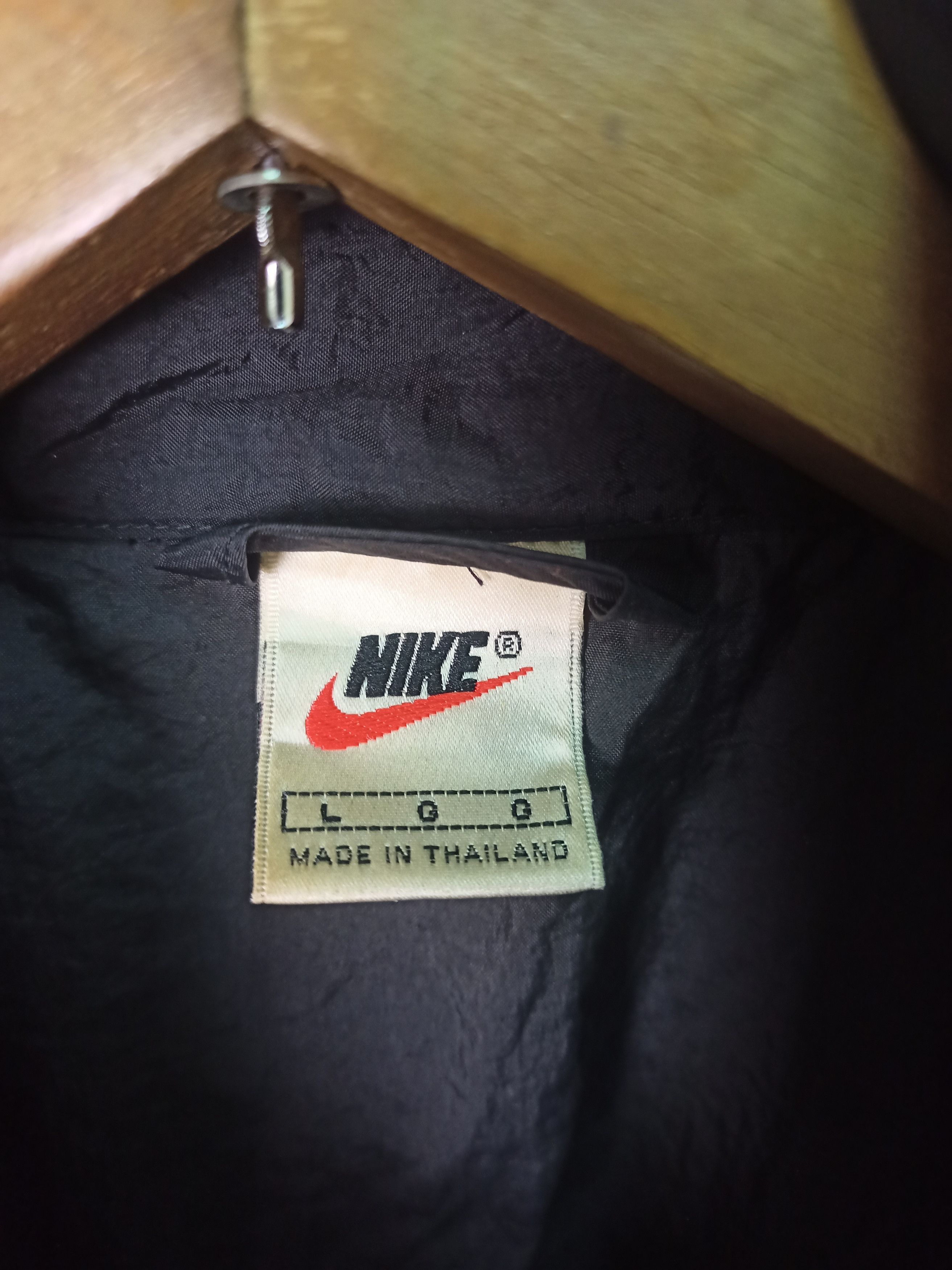 Nike × Vintage Vintage 90s Nike Air Size US L / EU 52-54 / 3 - 2 Thumbnail