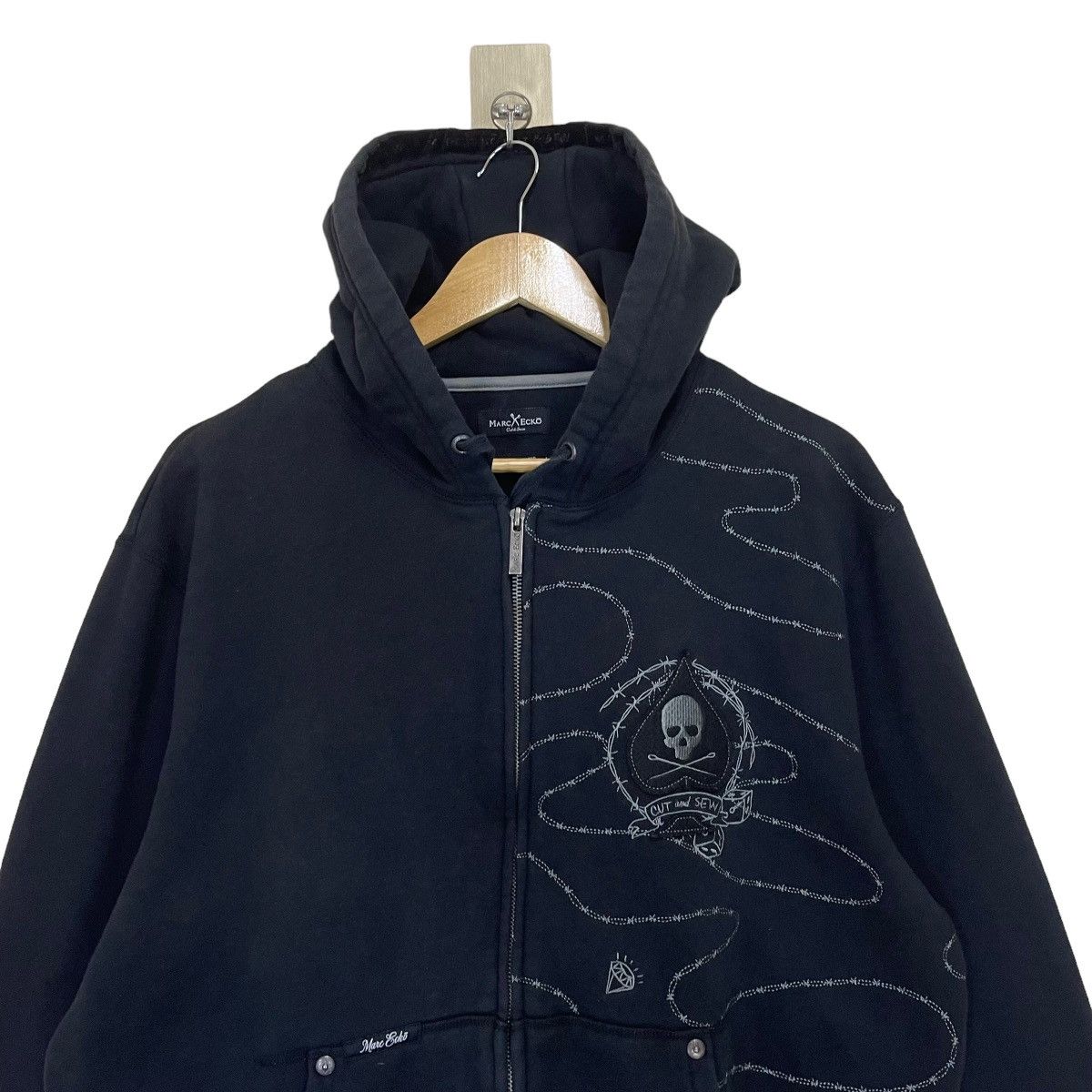 Le Grande Bleu (L.G.B.) × Marc Ecko × Seditionaries Marc Ecko Big Logo Lgb Pullover Hoodie Size L Size US L / EU 52-54 / 3 - 9 Thumbnail