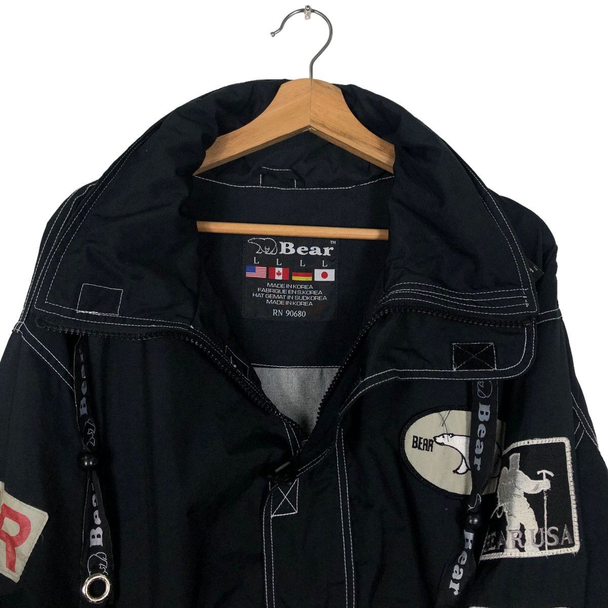 Japanese Brand 🔥90’s Oversized Ski Jacket Bear Hunting Survival Design Size US L / EU 52-54 / 3 - 9 Thumbnail