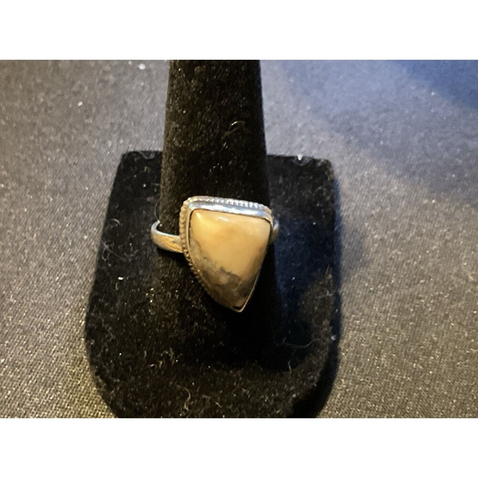 Other 925 Sterling Silver Ring Size 8 With Prehnite Gemstone Size ONE SIZE - 3 Thumbnail