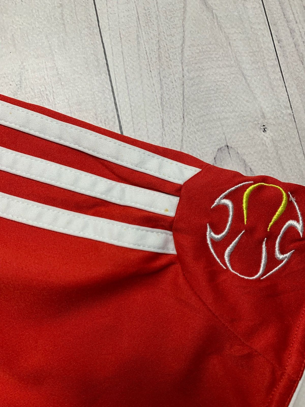 Adidas Vintage red Liverpool soccer jersey size Xs Size US XS / EU 42 / 0 - 4 Thumbnail