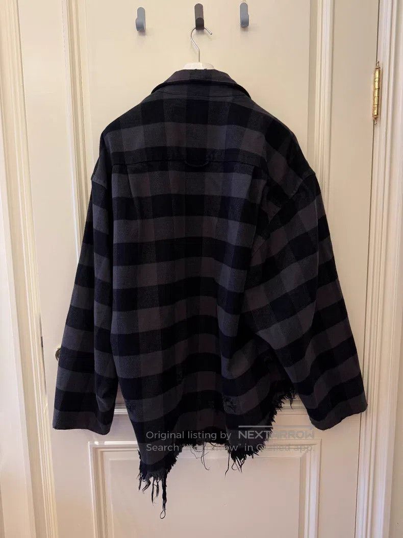 Balenciaga Balenciaga Plaid Shirt Plaid Jacket Size US S / EU 44-46 / 1 - 2 Thumbnail