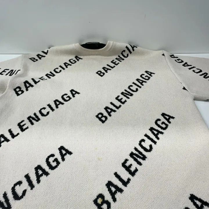 Balenciaga Balenciaga Balenciaga Allover Logo Cotton Knit Sweater -25 Size US S / EU 44-46 / 1 - 2 Thumbnail