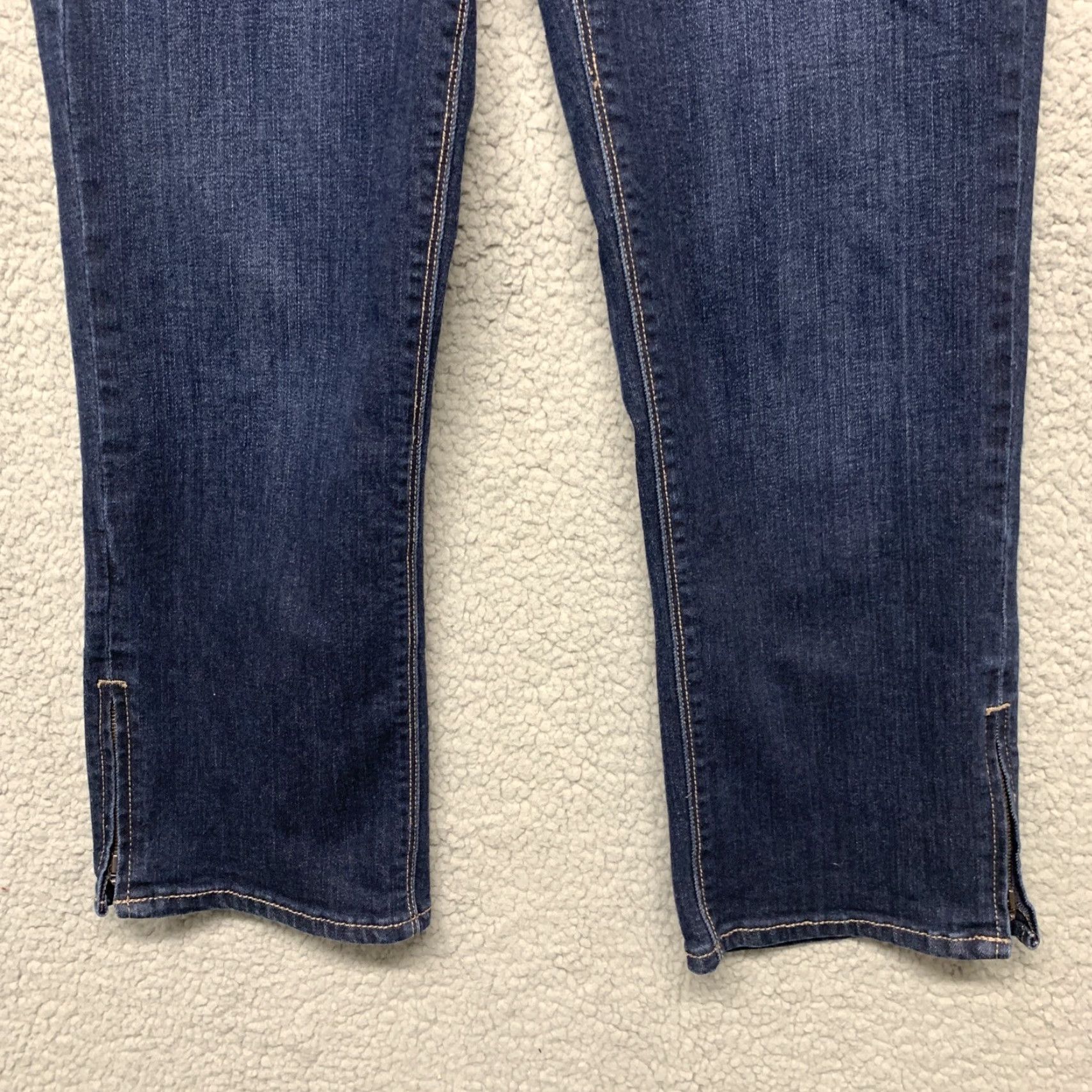 White House Black Market White House Black Market Jeans 6 Nior Blue Denim Cropped Dark Wash Regular Women Size 28" / US 6 / IT 42 - 3 Thumbnail