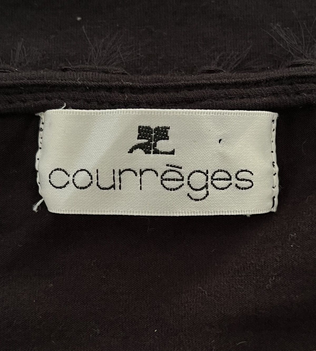 Courreges Vintage Courreges Gothic t-shirt Size S / US 4 / IT 40 - 3 Thumbnail