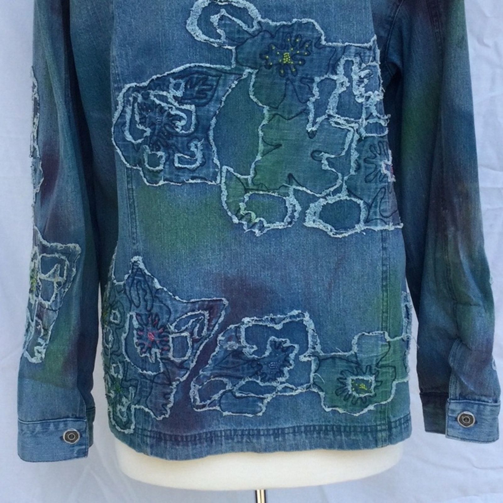 Chicos Chico's Design Vintage Artsy Beaded Jean Jacket 3/XL/16 Size XL / US 12-14 / IT 48-50 - 9 Thumbnail