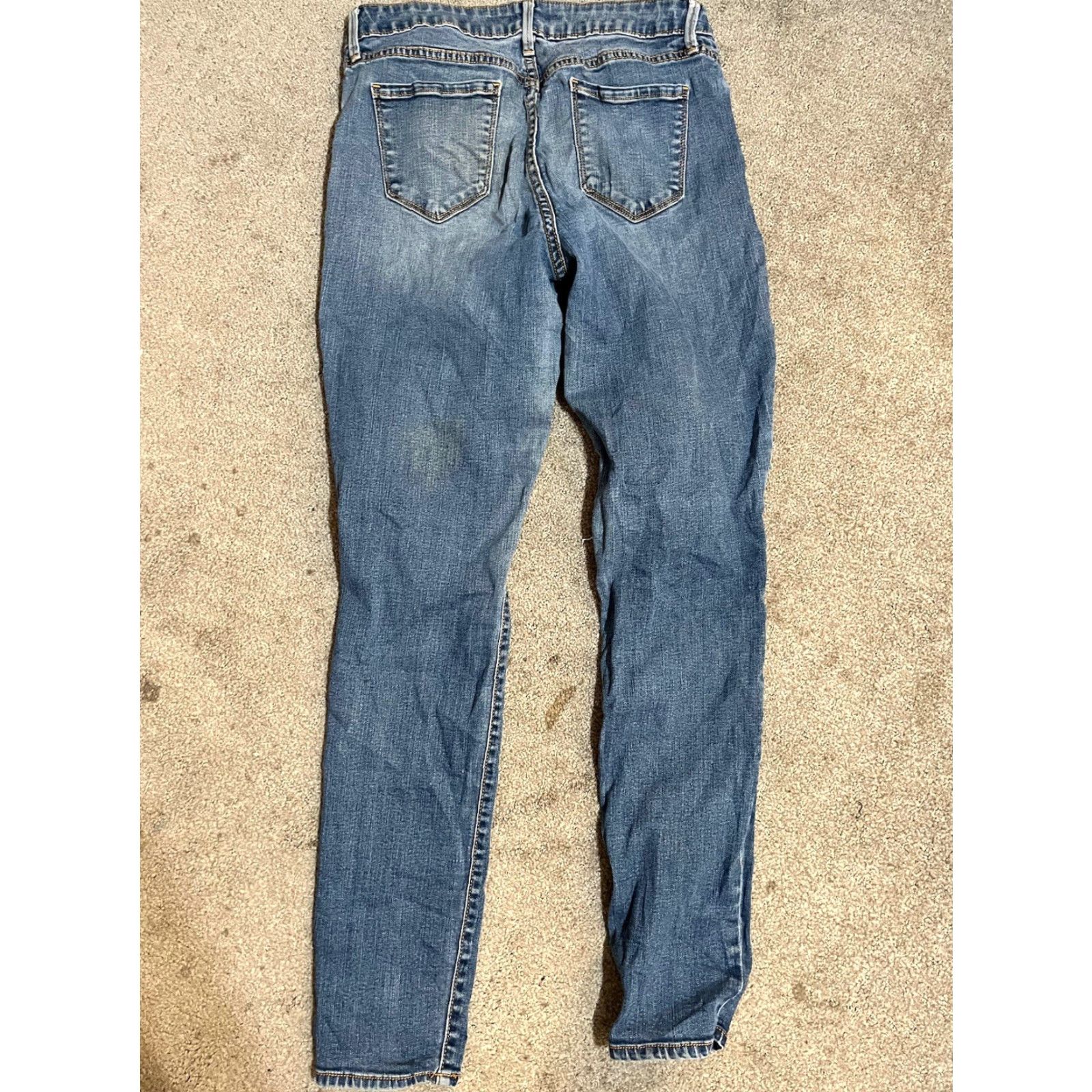 Old Navy Old Navy Womens Rockstar Super Skinny Jeans Size 10 Regular Distroy Solid Size 32" / US 10 / IT 46 - 3 Thumbnail