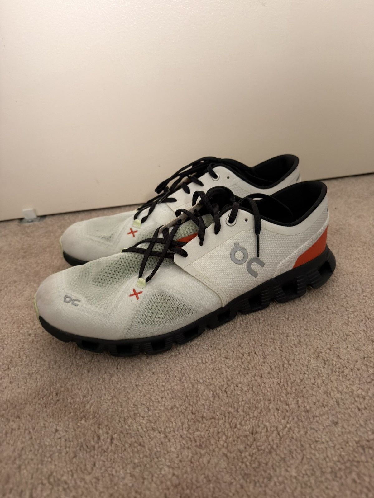 On On x3 running shoes Size US 10.5 / EU 43-44 - 2 Thumbnail