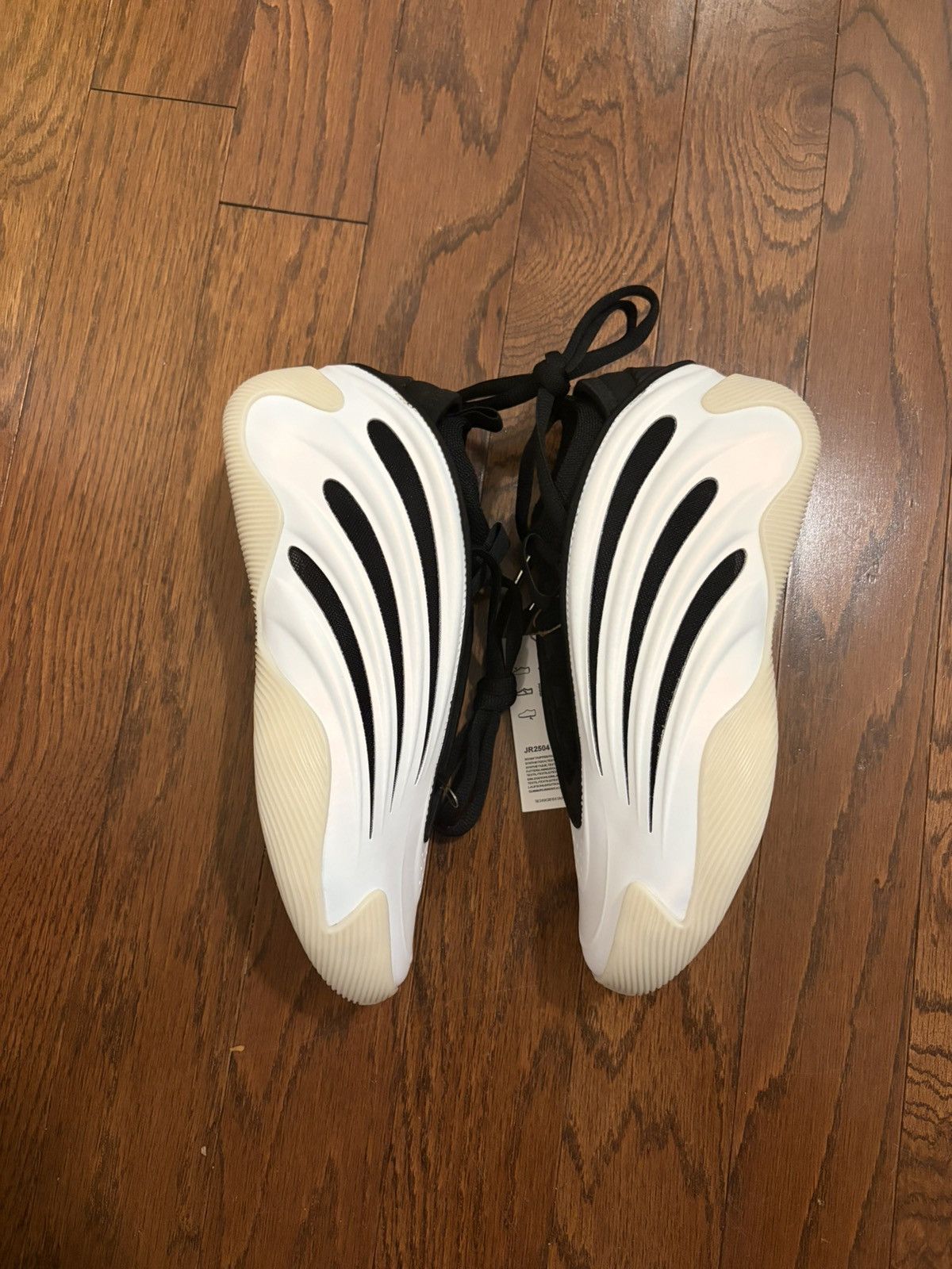 Adidas Adidas James Harden V9 Sneaker Size US 6 / EU 39 - 2 Thumbnail