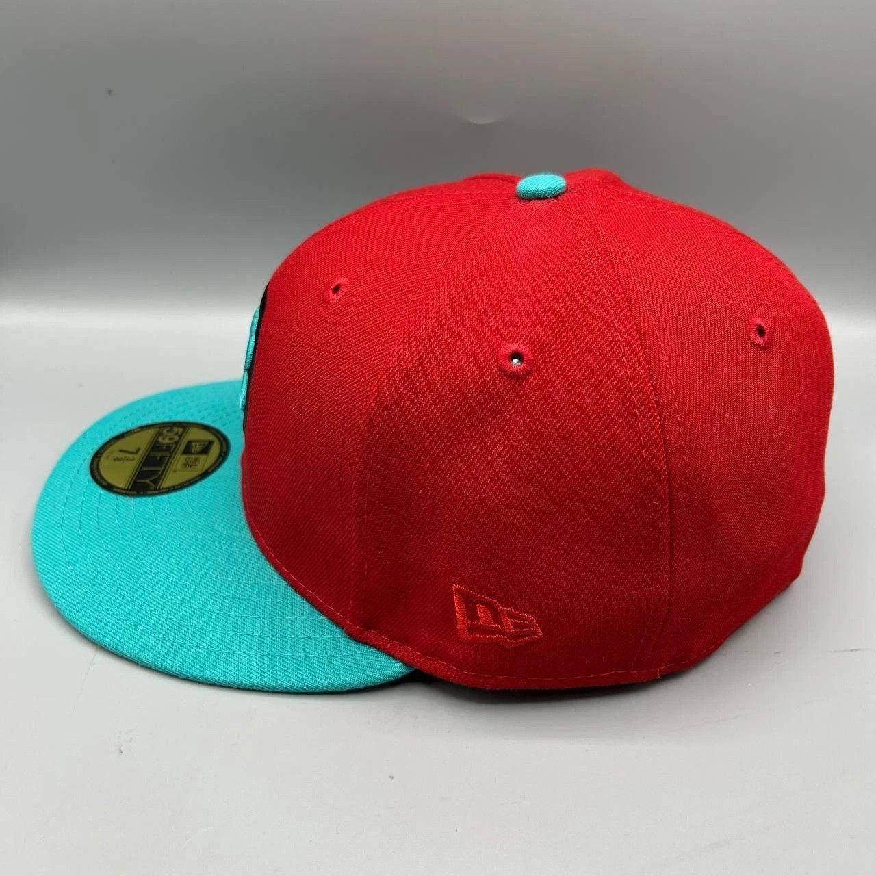 New Era Chicago Cubs Hat Men 7 3/8 Red Blue MLB Fitted Cap Size ONE SIZE - 3 Thumbnail