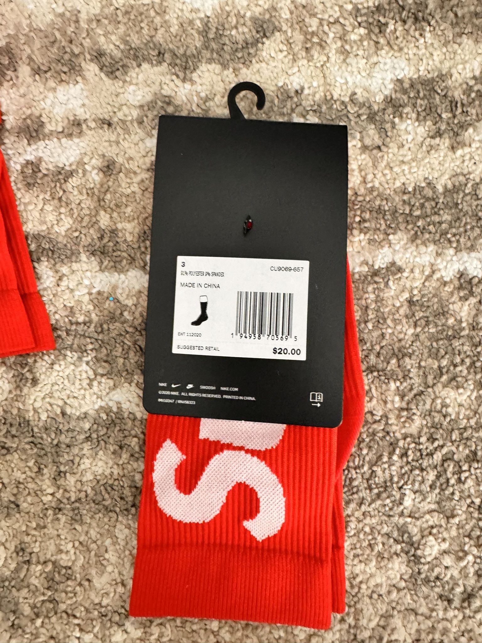 Supreme Nike Lightweight Crew Socks Red