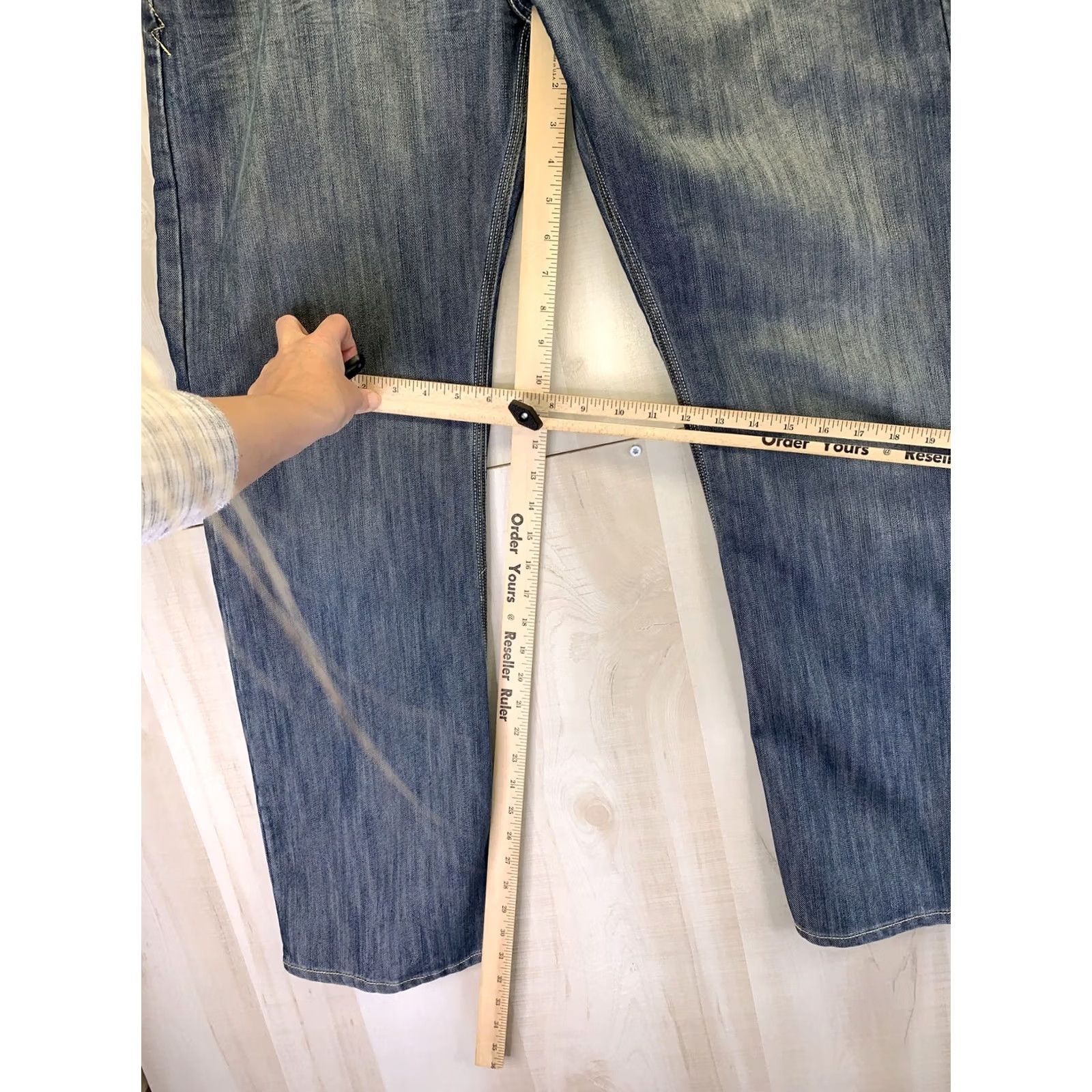 Levi's Levi’s 514 Jeans Mens 36x32 Denim Blue Regular 5-Pocket Straight ZIP Vintage N/A Size US 36 / EU 52 - 4 Thumbnail