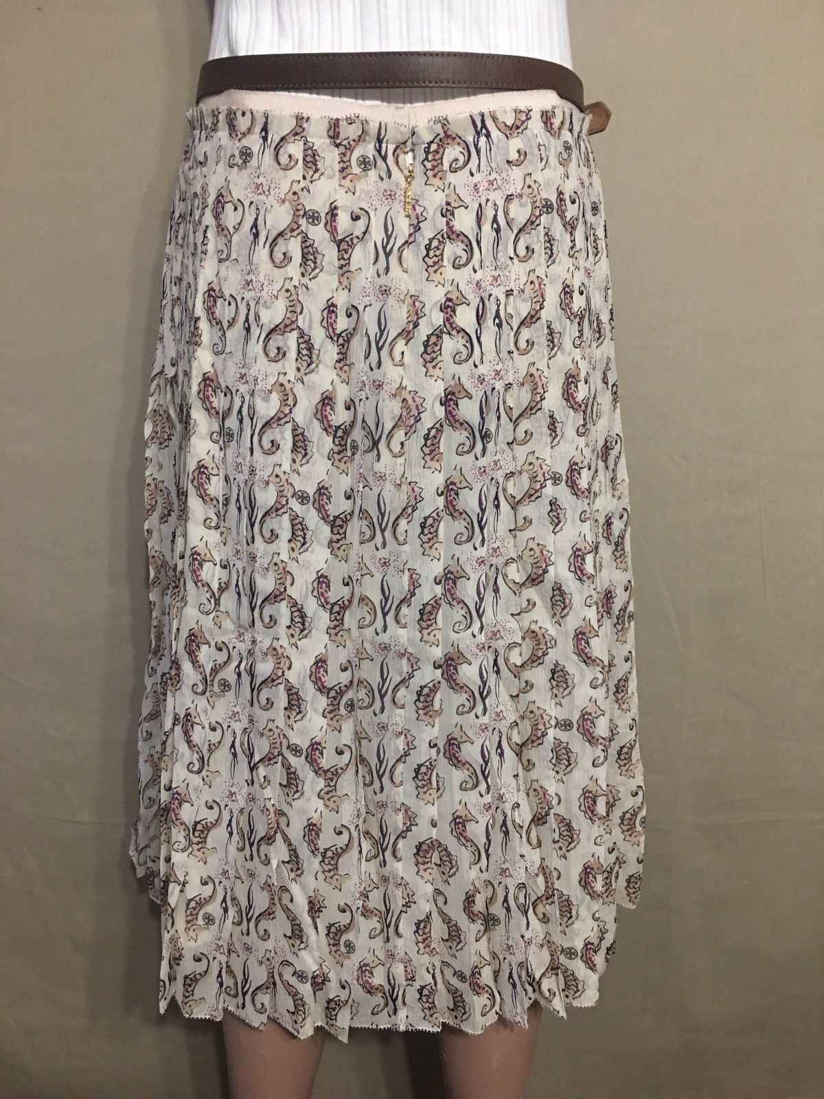 Tory Burch Tory Burch Pleated Silk Seahorse Print Skirt Size UK 8 Size 27" / US 4 / IT 40 - 5 Thumbnail