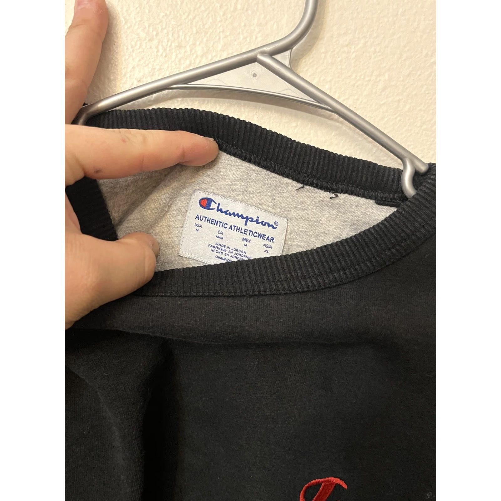 Champion Champion Sweatshirt Mens M Black Distresse Spellout Reverse Weave Pullover Crewneck Classic 90s Style Adult Clothing Size US M / EU 48-50 / 2 - 2 Thumbnail