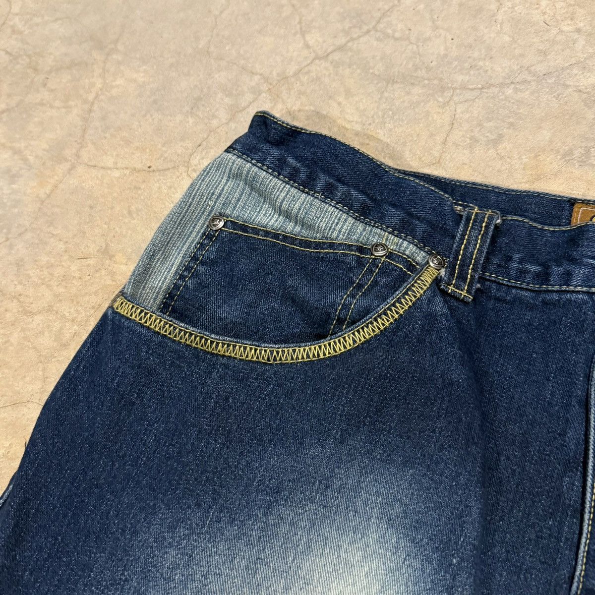 Vintage Vtg 2000s Raw Blue Faded Patchwork Baggy Jeans Y2K JNCO Size US 34 / EU 50 - 6 Thumbnail