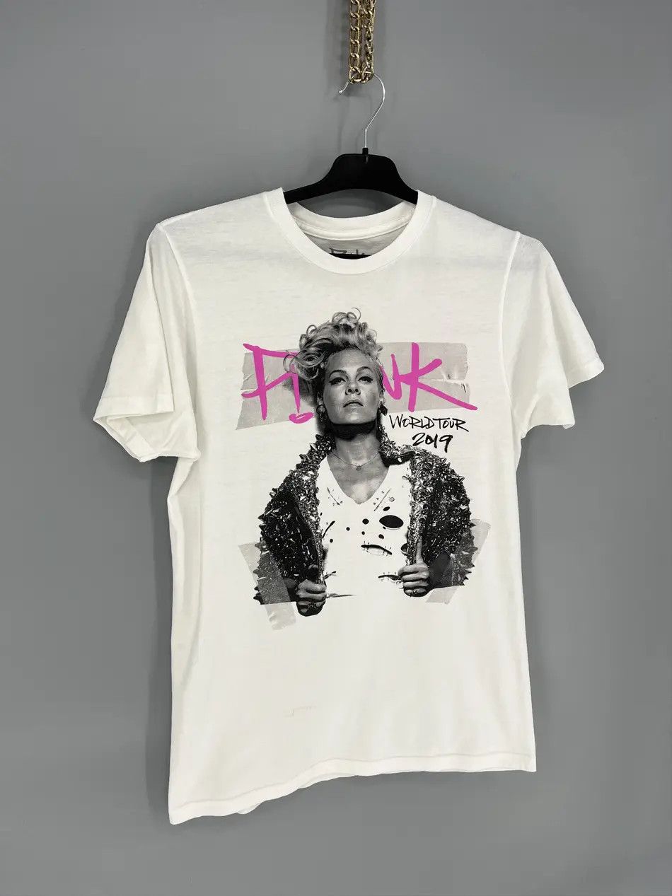 Band Tees Vintage Y2K Pink Fun House Tour American Singer Artist Tee Size US M / EU 48-50 / 2 - 2 Thumbnail