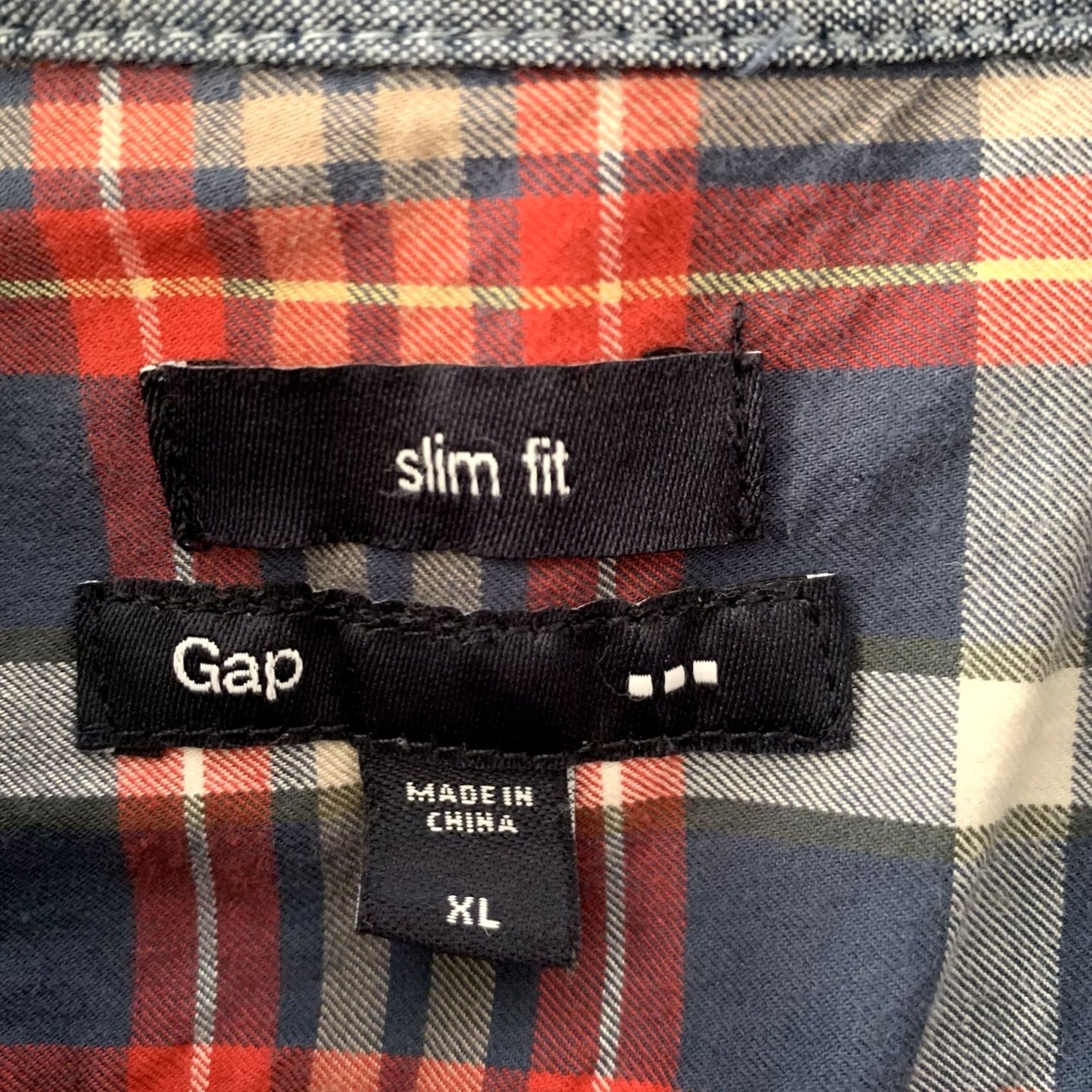 Gap GAP Shirt Mens XL Red Gray Plaid Slim Fit Button-Up Cotton Woven Pockets Shirt Mens XL Red Gray Plaid Slim Fit Button-Up Cotton Woven Pockets Size US XL / EU 56 / 4 - 2 Thumbnail