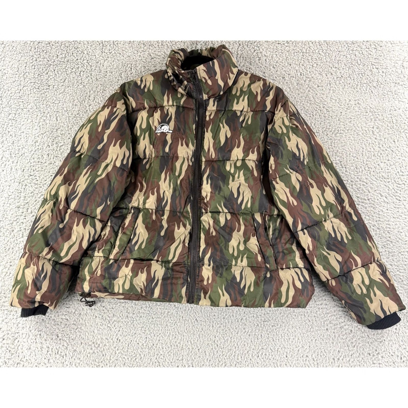 Vintage Lurking Class by Sketchy Tank Flame Thorn Camo Puffer Jacket Womens Small Green Size S / US 4 / IT 40 - 2 Thumbnail