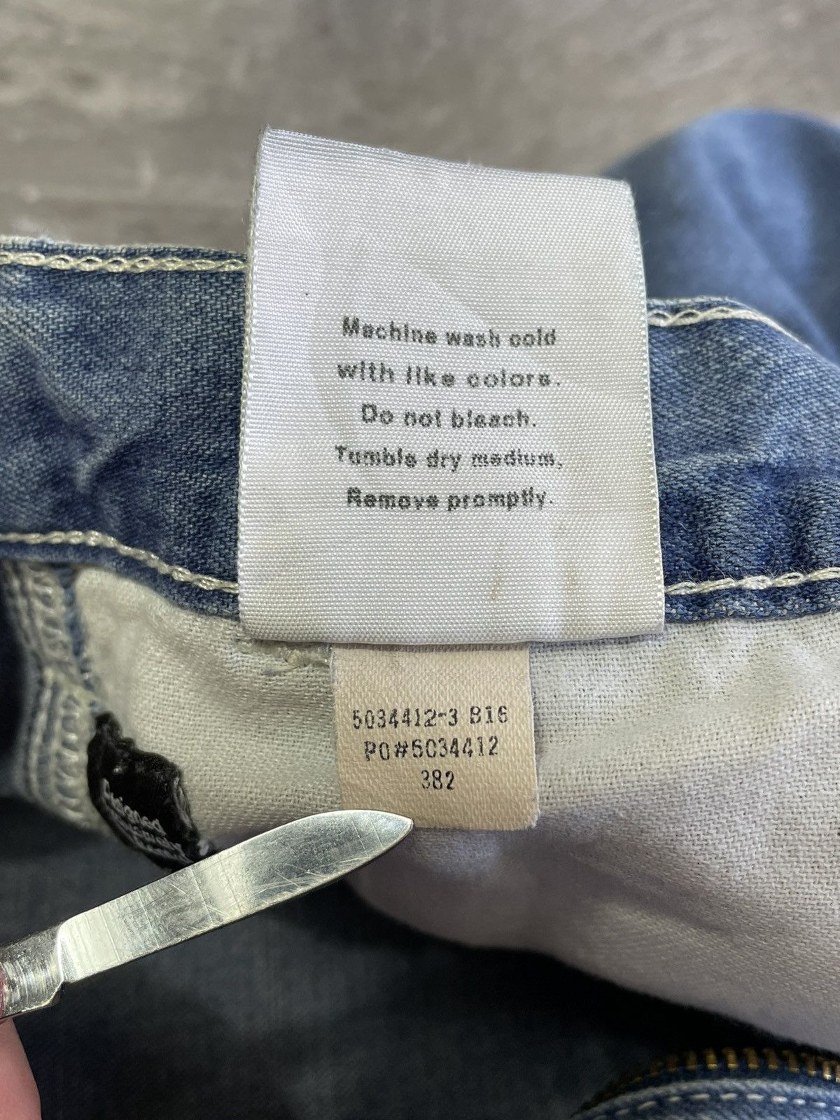 Carhartt Vintage Carhartt USA Cargo Carpenter Baggy Work Pants Jeans Size US 40 / EU 56 - 16 Thumbnail