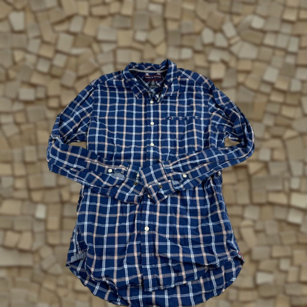 Tommy Hilfiger Tommy Hilfiger Shirt Men's Size S Navy Blue Orange Plaid Custom Fit Button Up Size US S / EU 44-46 / 1 - 1 Thumbnail