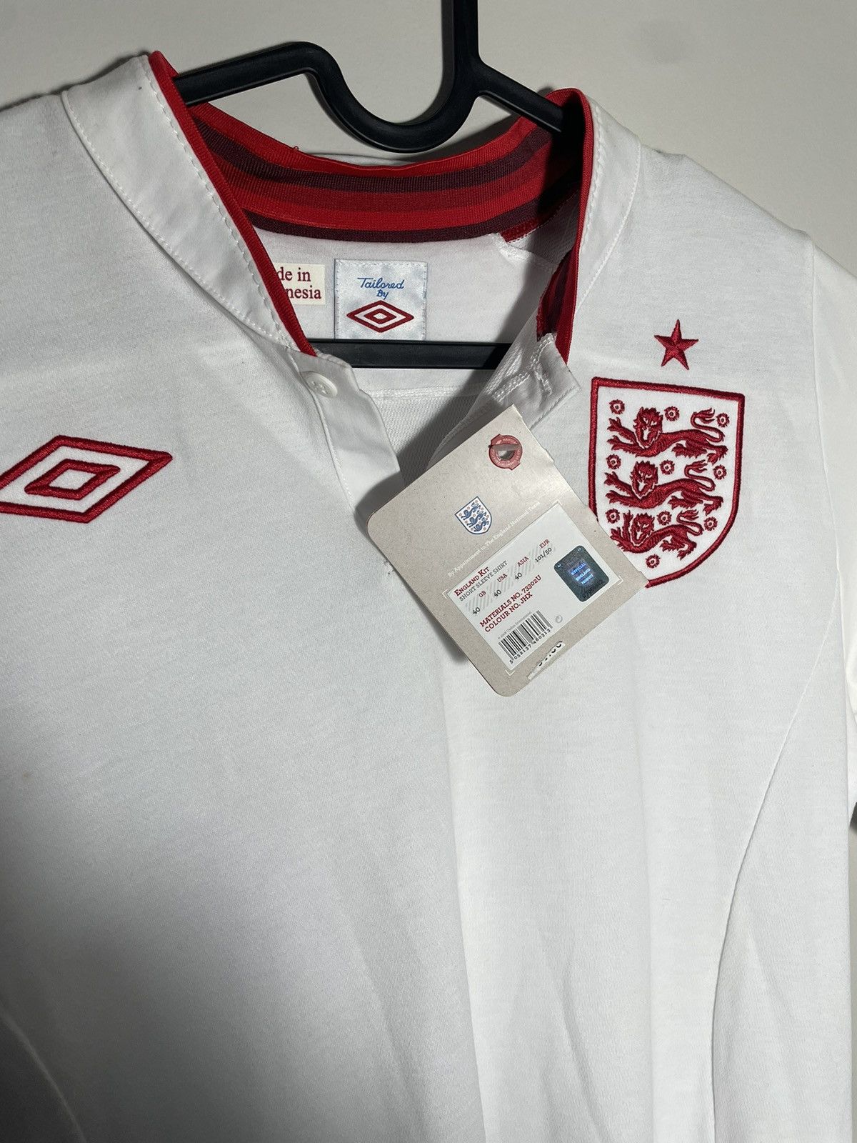 Umbro × Vintage England 2012 Euro Home Football Shirt Umbro Soccer Vintage Size US M / EU 48-50 / 2 - 2 Thumbnail