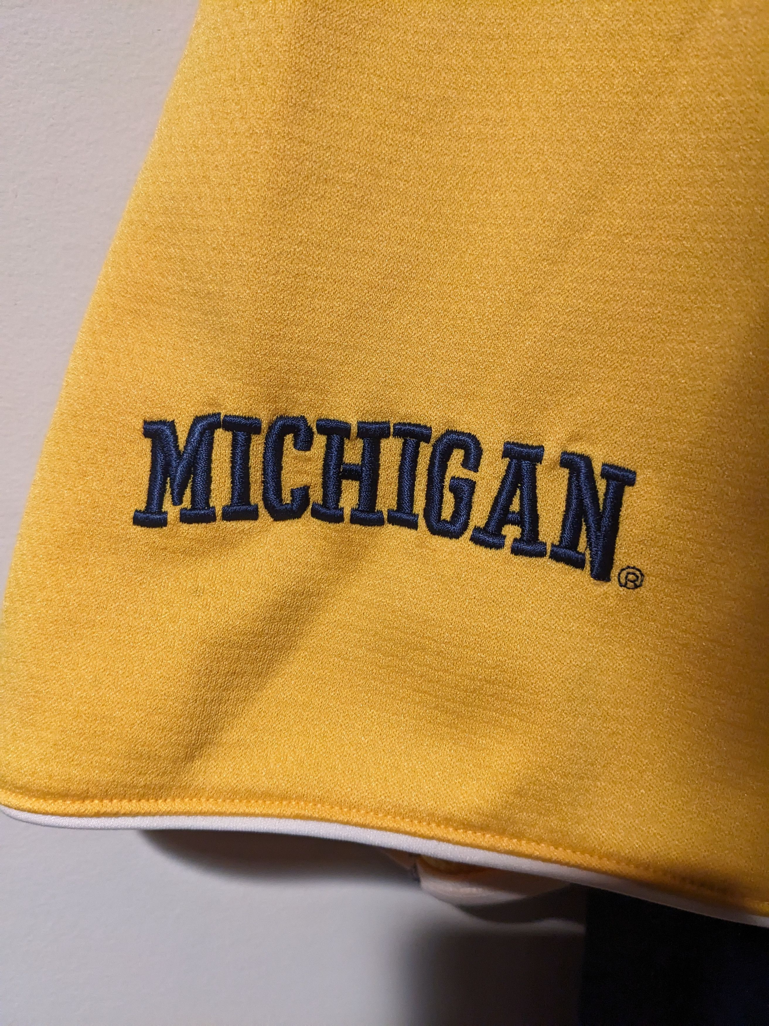 Nike × Vintage Vintage Y2K Nike Michigan Wolverines Dry Fit Shirt Size US XXL / EU 58 / 5 - 6 Thumbnail