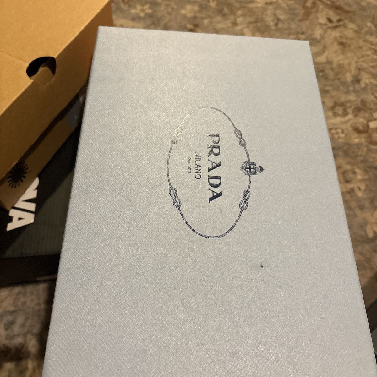 Prada Prada milano Size US 6 / IT 36 - 3 Thumbnail