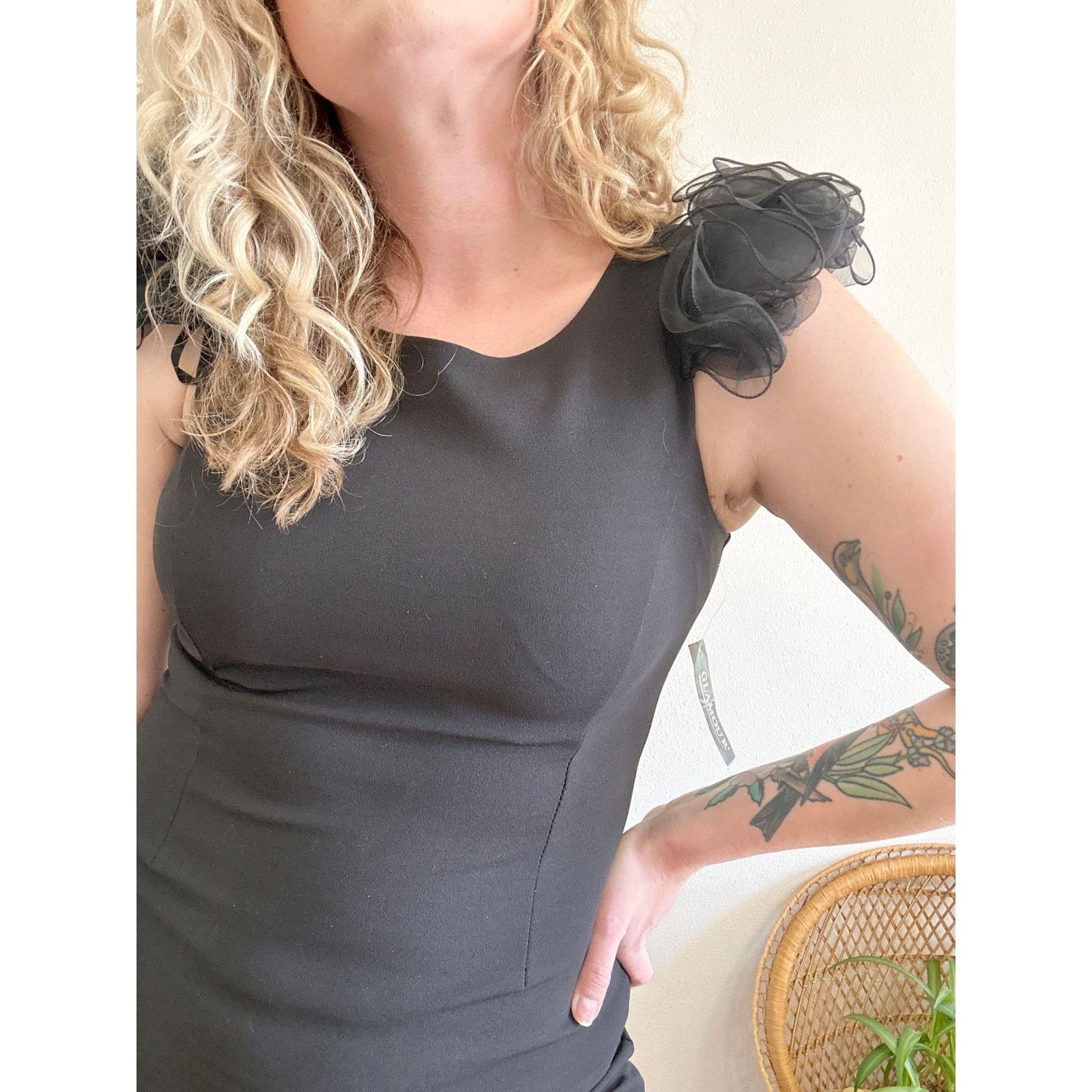 Other NWT Glamour Puff Shoulder Black Cocktail Dress size 6 Size M / US 6-8 / IT 42-44 - 5 Thumbnail