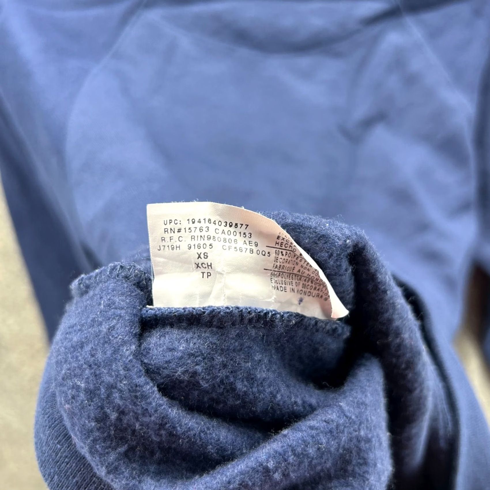 Champion VINTAGE Champion Sweater Womens XS Blue Sweatshirt Pullover Crewneck Logo All Seasons 90s Style Womens XS Size XS / US 0-2 / IT 36-38 - 5 Thumbnail