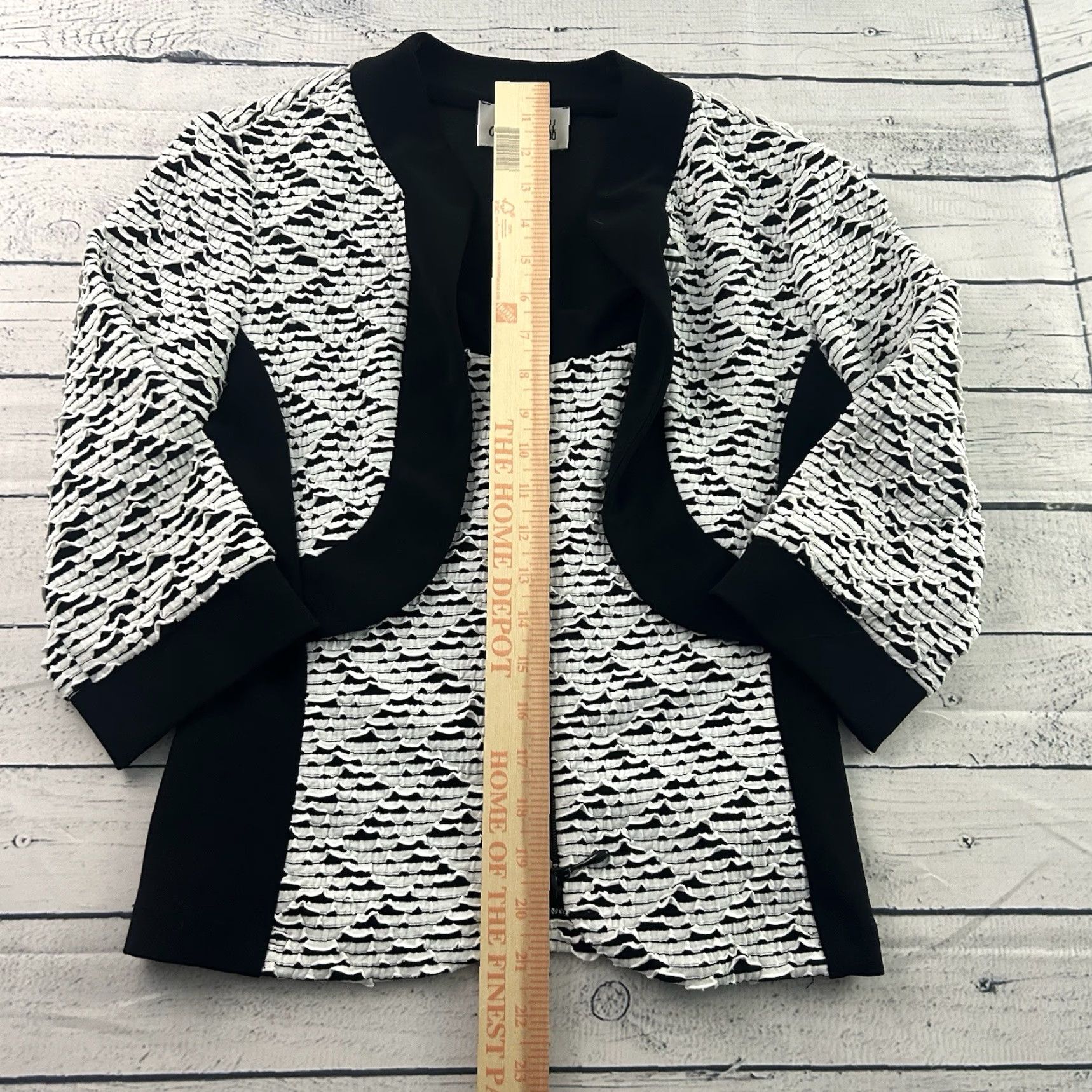 Joseph Ribkoff VINTAGE Joseph Ribkoff Full Zip Blazer Jacket Women's 10 Black White Ruffle Accents Size L / US 10 / IT 46 - 4 Thumbnail
