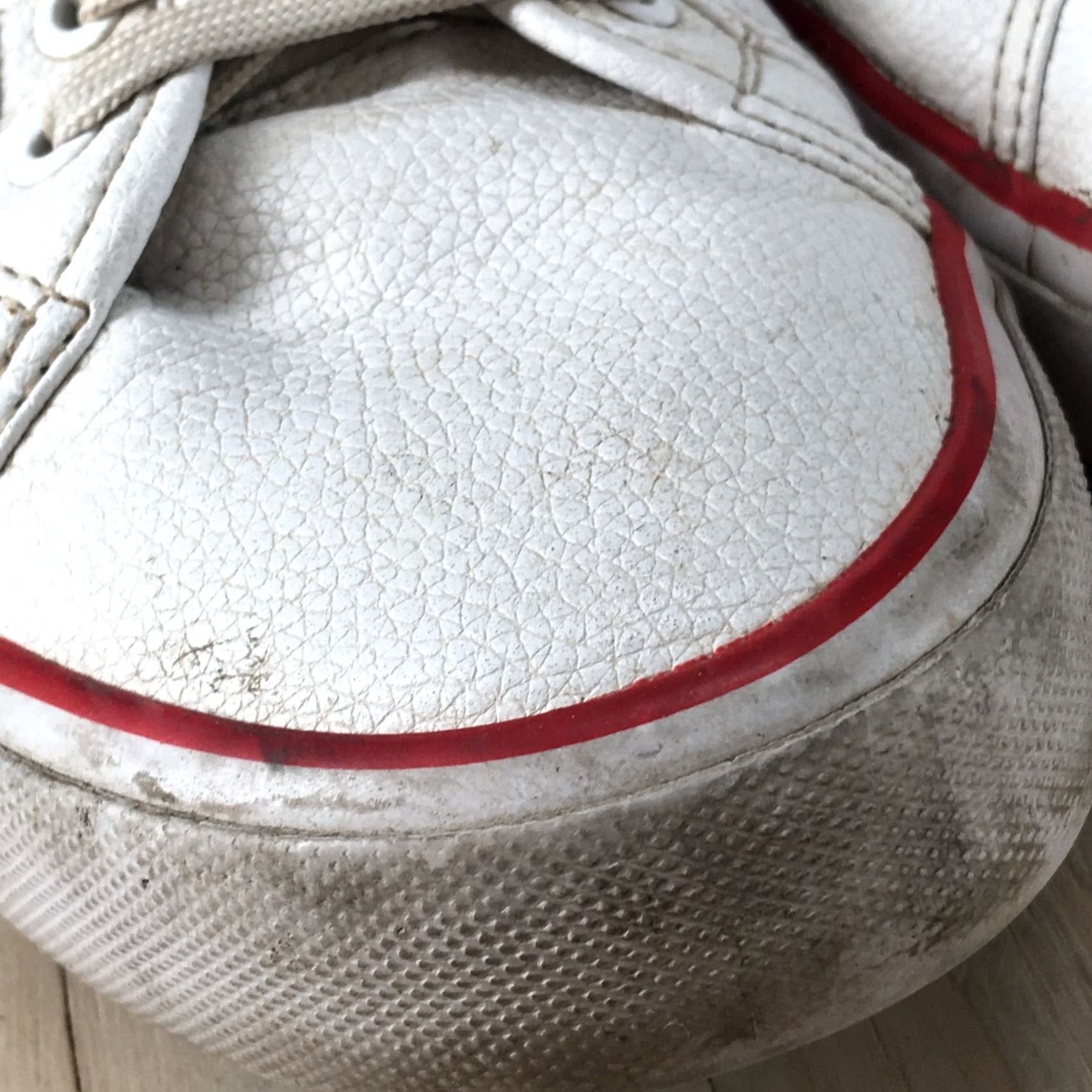 Tommy Hilfiger Tommy Hilfiger Shoes Mens 10.5 Low Top Sneaker White Faux Leather Lace Up Casual Size US L / EU 52-54 / 3 - 4 Thumbnail