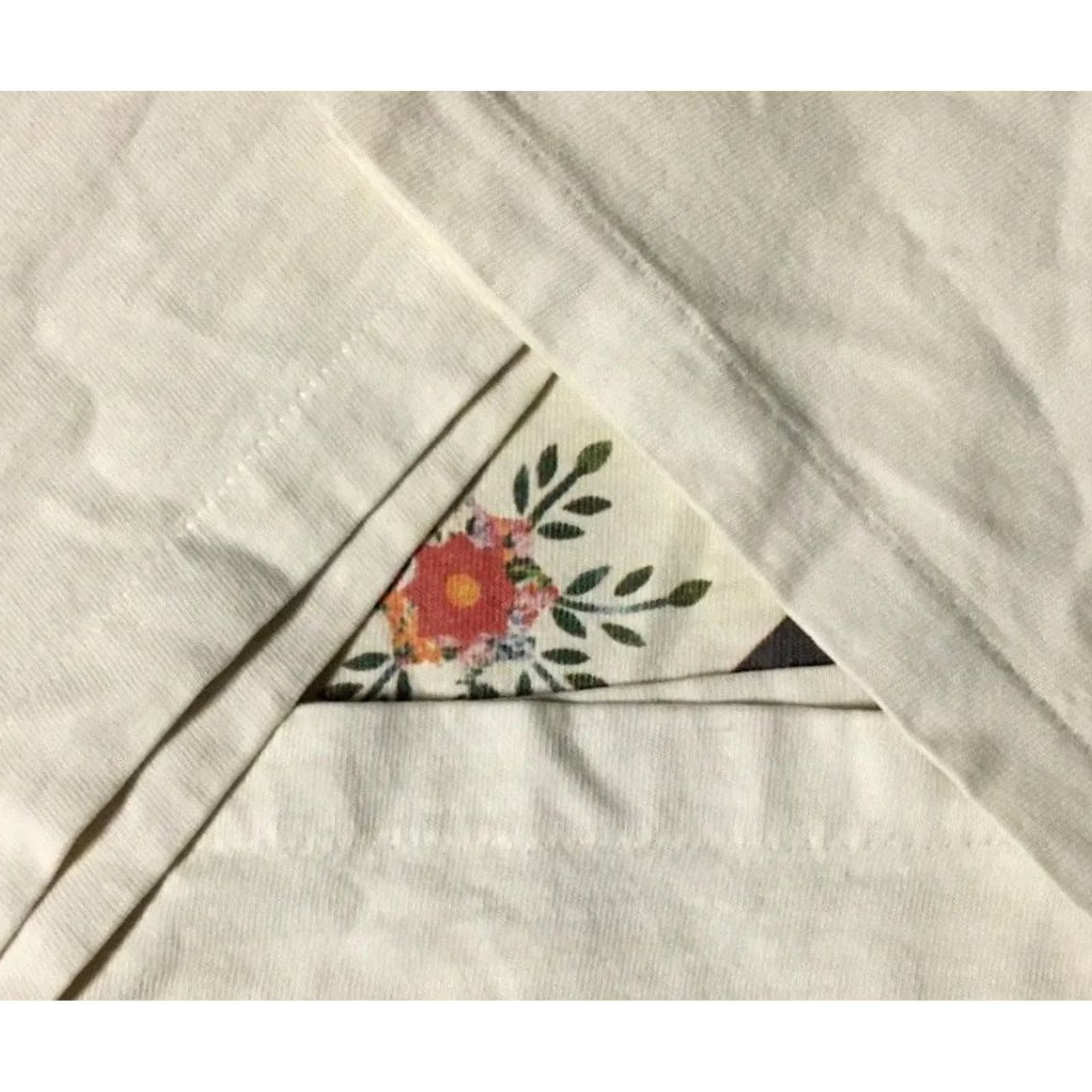 Vintage VINTAGE Arizona Quilters Guild Shirt XL White 90s Distressed Grunge Sun Quilt Heart Art Man/Unisex T-Shirt Size US XL / EU 56 / 4 - 3 Thumbnail