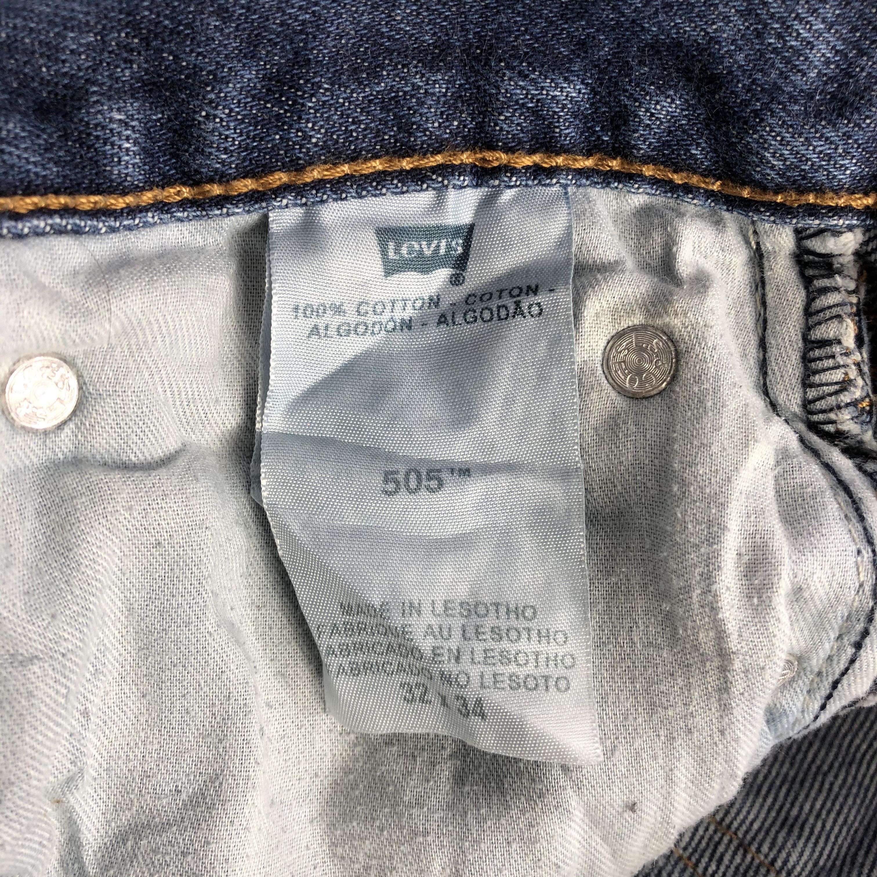 Levi's Vintage Levis 505 Jeans Blue Wash Denim KJ1373 Size US 32 / EU 48 - 10 Thumbnail
