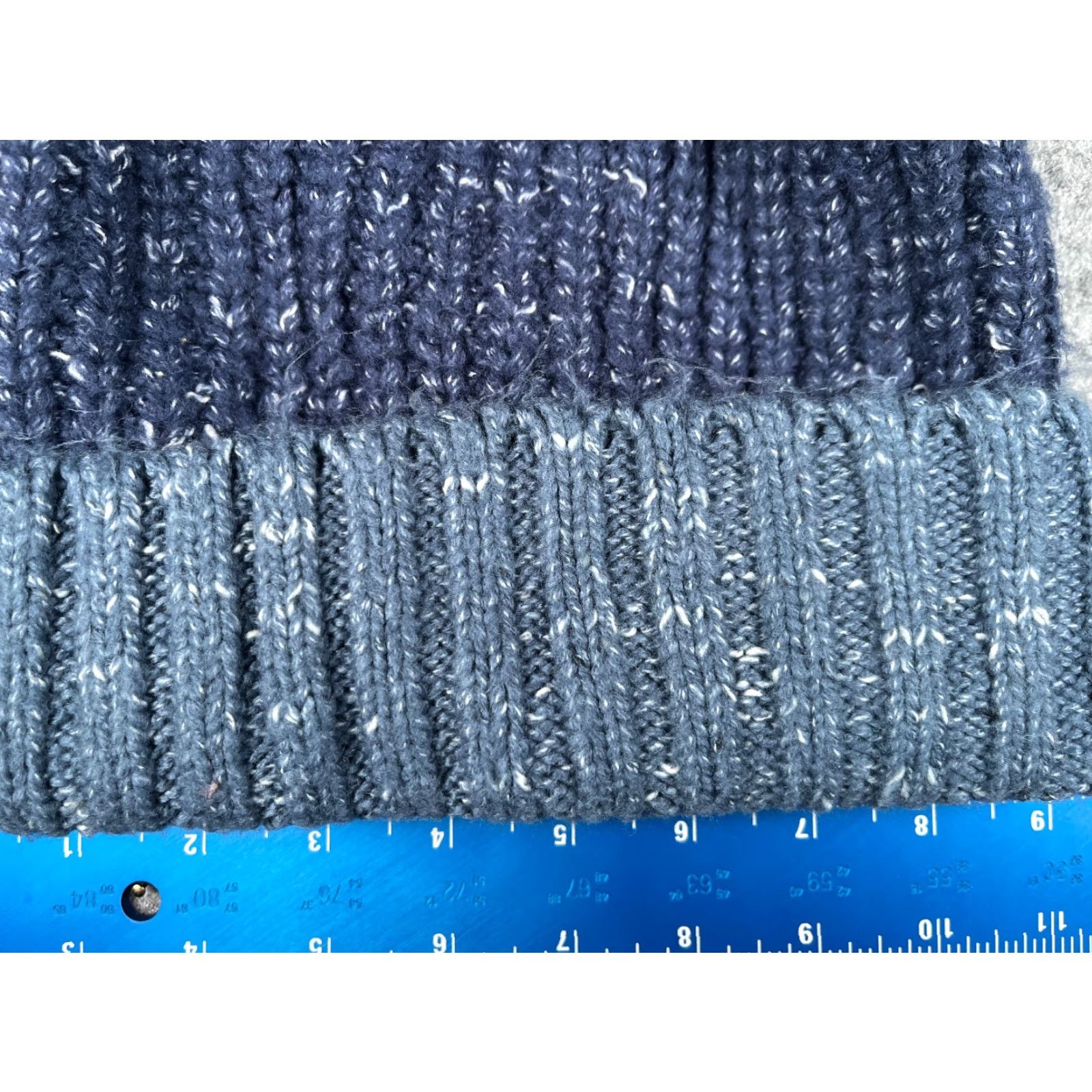 Vintage Universal Thread Beanie Women One Size Blue Gray Polyester Blend Toque Ski Size ONE SIZE - 2 Thumbnail