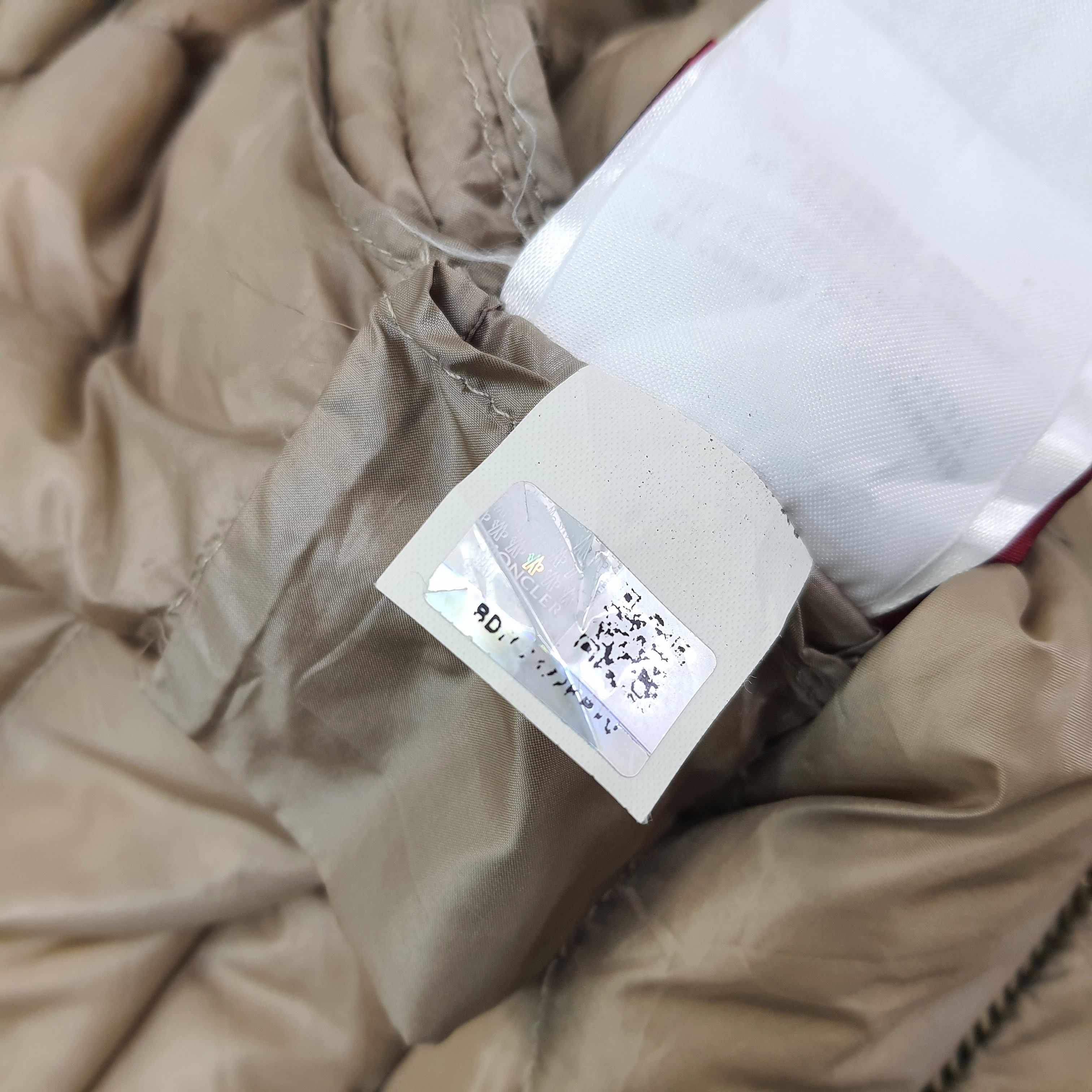 Moncler Vintage Moncler Designer Outdoor Puffer Jacket C247N26 Size S / US 4 / IT 40 - 16 Thumbnail
